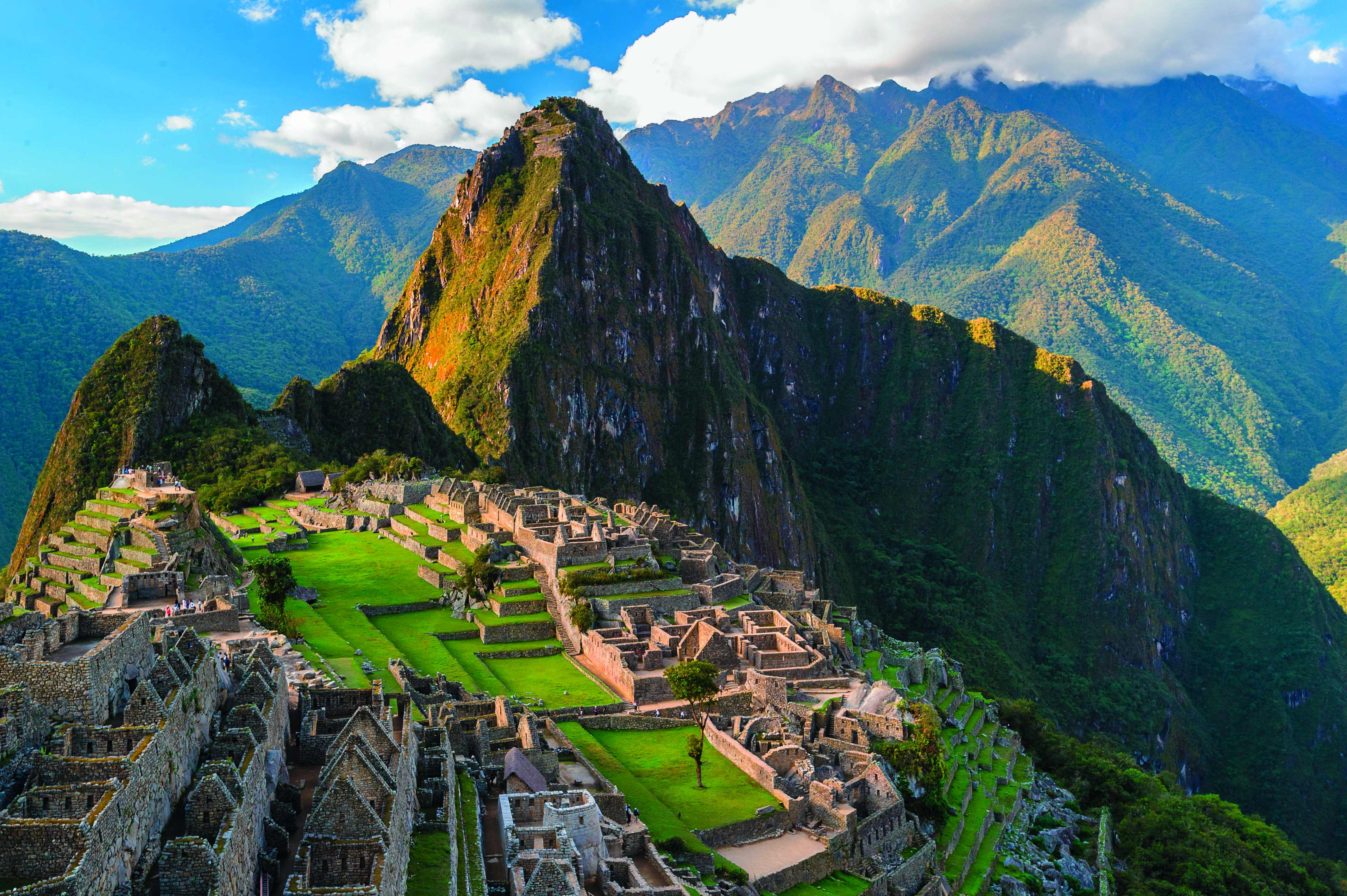 Machu Picchu_c shutterstock_147330278